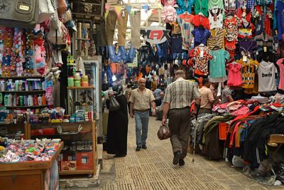 Les marchés de Naplouse : en dépression à cause des poches vides et des décisions politiques de l’Autorité palestinienne